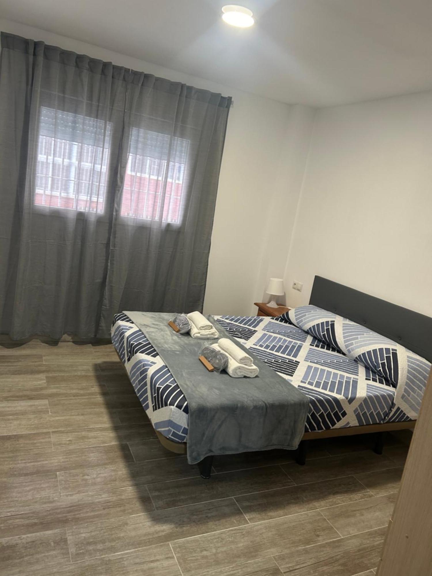 Apartamento Tejares 1 Малага Экстерьер фото