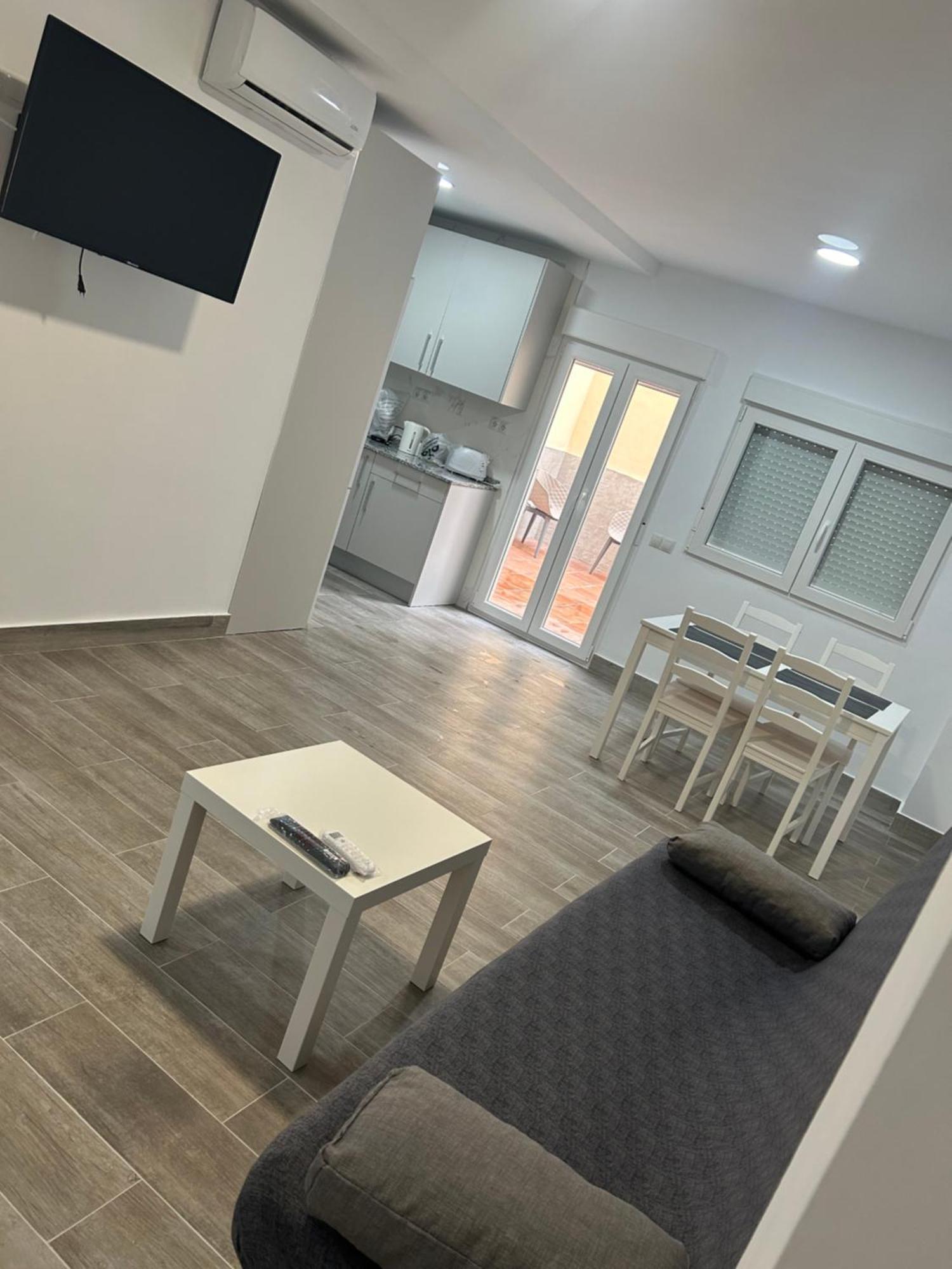 Apartamento Tejares 1 Малага Экстерьер фото